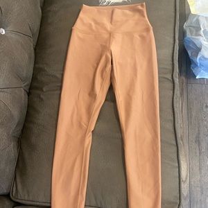 Alo Airlift Leggings